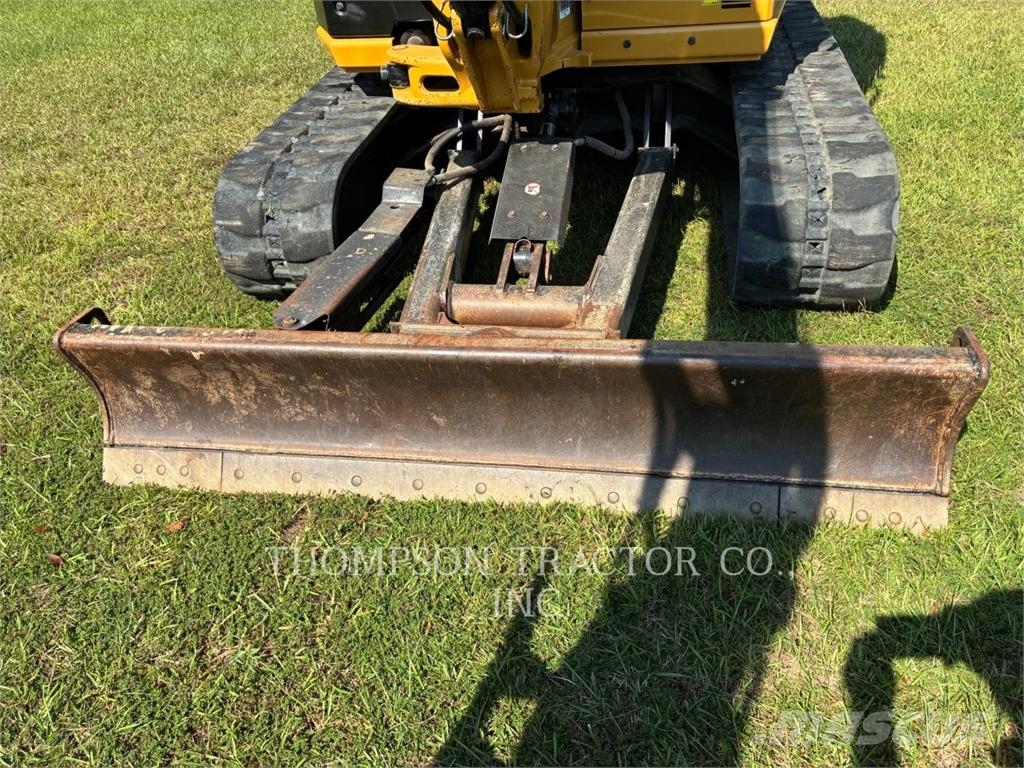 CAT 305 CR Lánctalpas kotrók