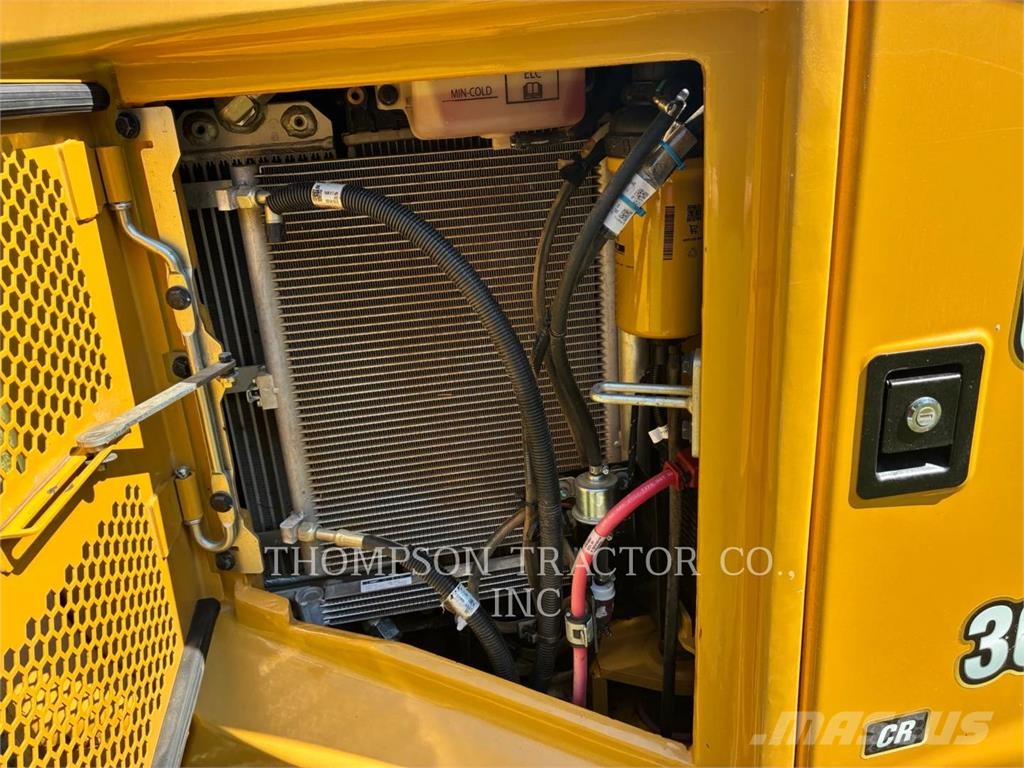 CAT 305 CR Lánctalpas kotrók