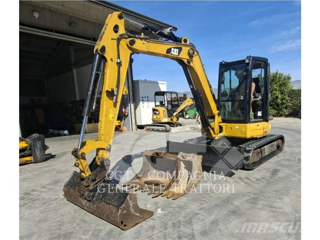 CAT 305 E2 Paletli ekskavatörler