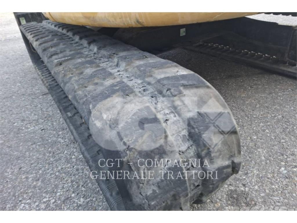 CAT 305 E2 حفارات زحافة