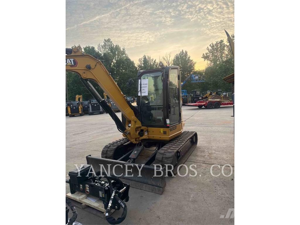 CAT 305 HTH 大型油圧ショベル12t以上(パワーショベル・ユンボ)