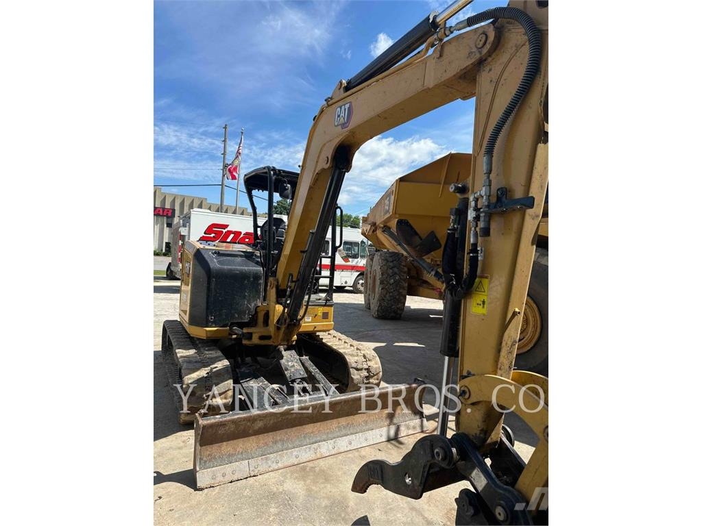 CAT 30507CR Kāpurķēžu ekskavatori