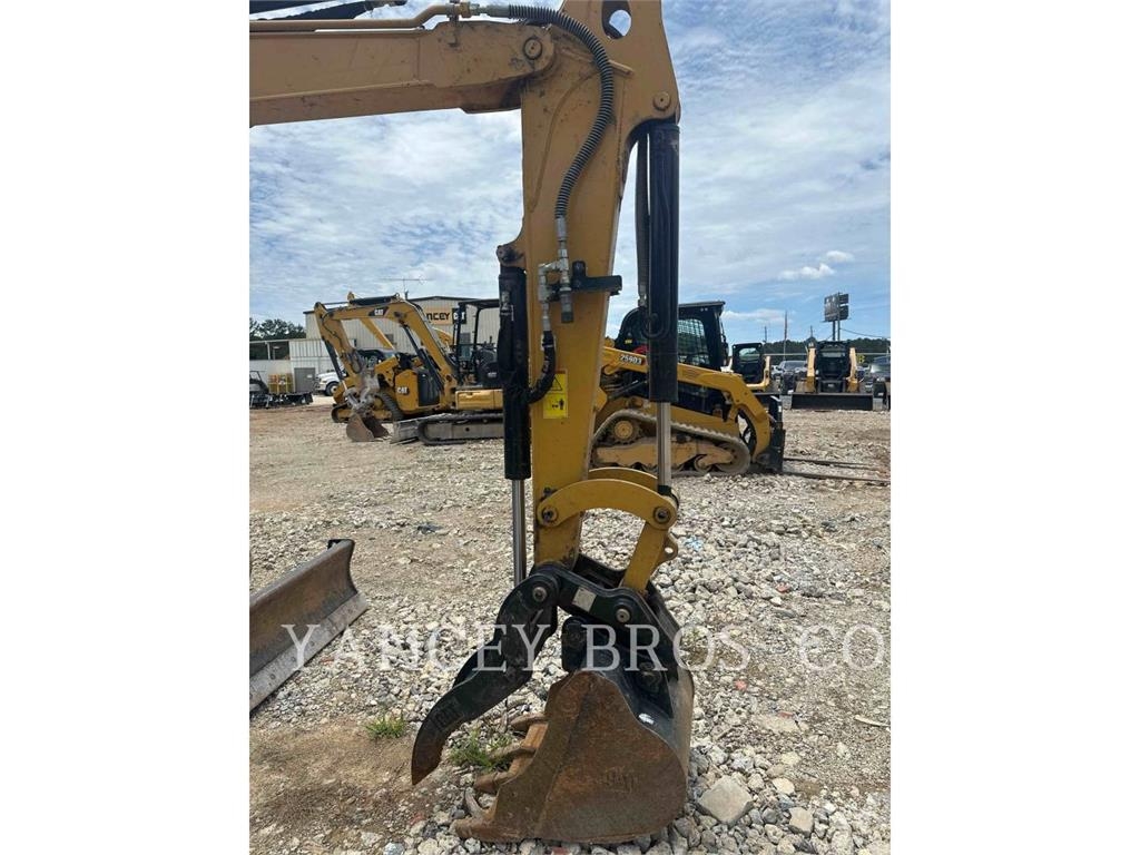 CAT 30507CR Kāpurķēžu ekskavatori