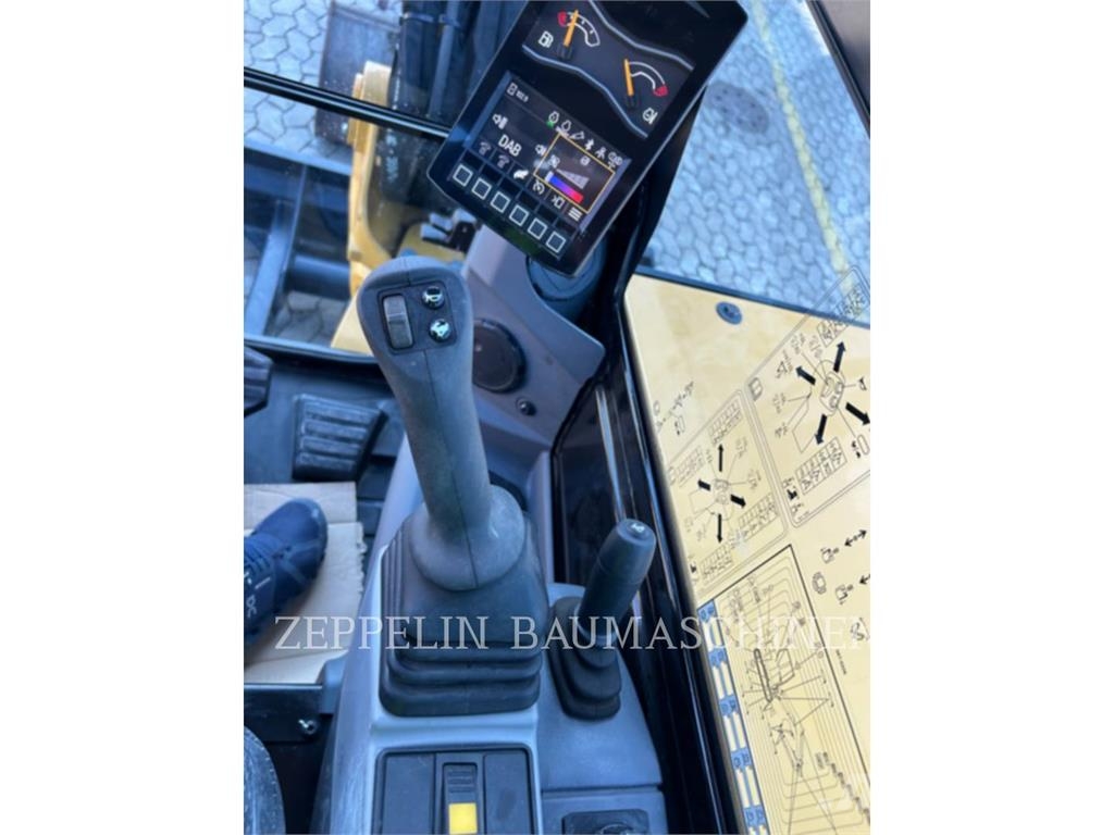 CAT 305CR-07A Kāpurķēžu ekskavatori