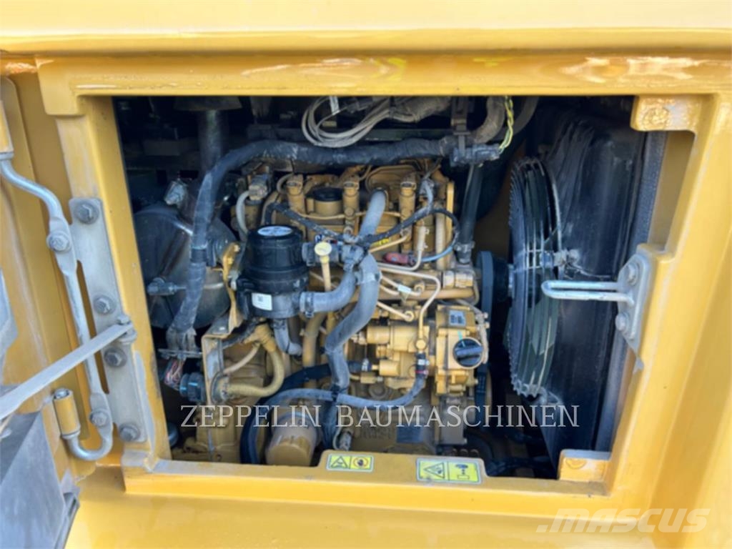 CAT 305CR-07A Kāpurķēžu ekskavatori