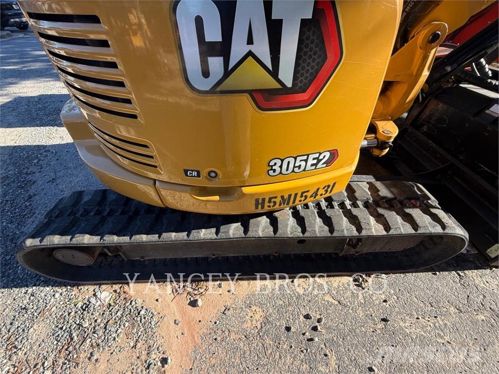 CAT 305E2 Kāpurķēžu ekskavatori