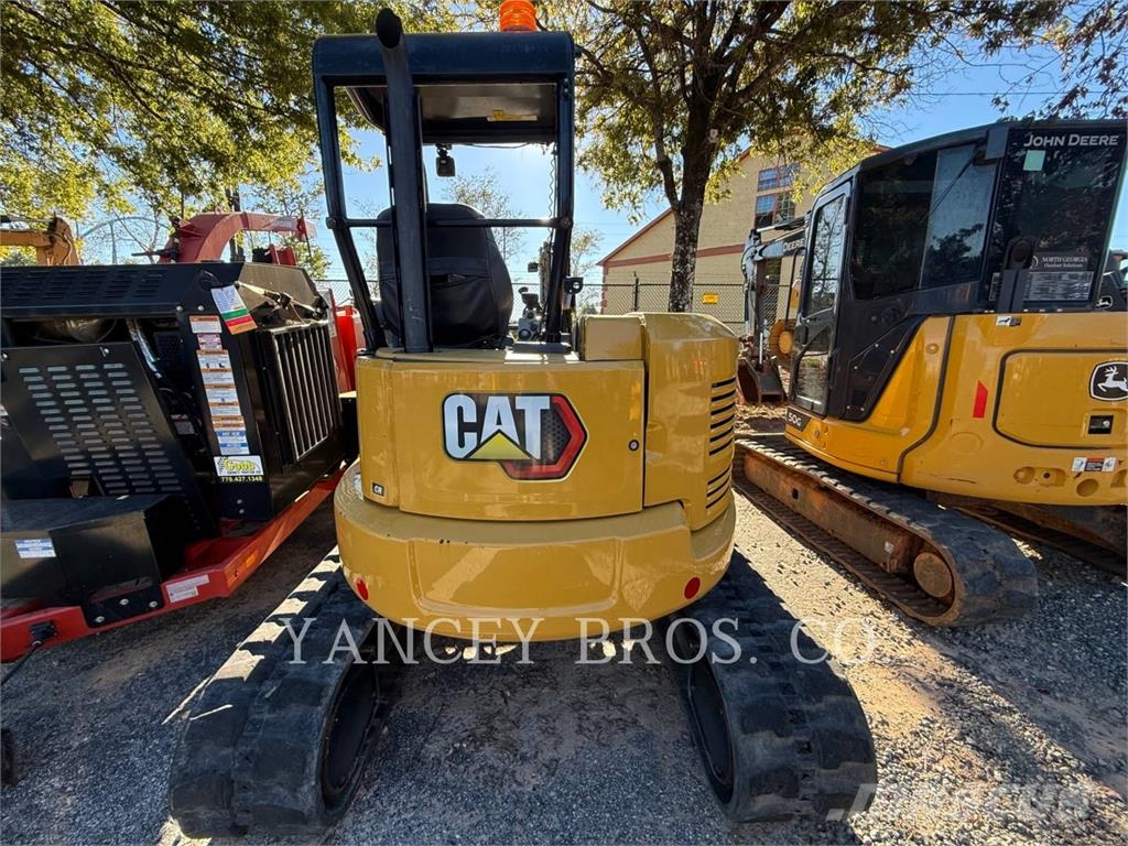CAT 305E2 Kāpurķēžu ekskavatori