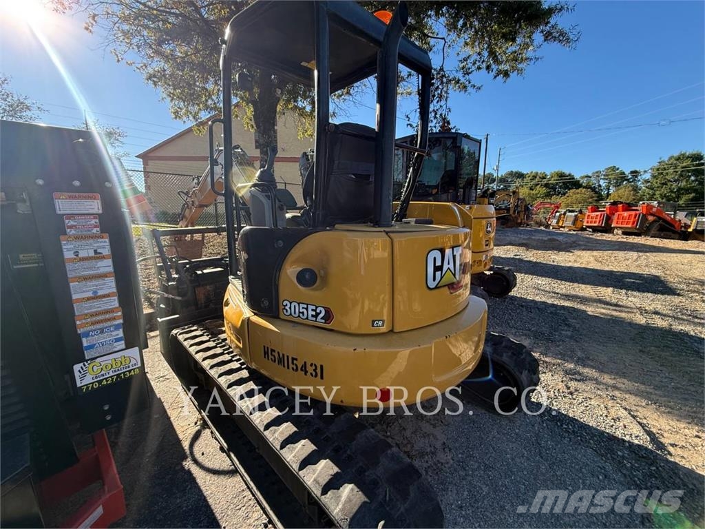 CAT 305E2 Kāpurķēžu ekskavatori