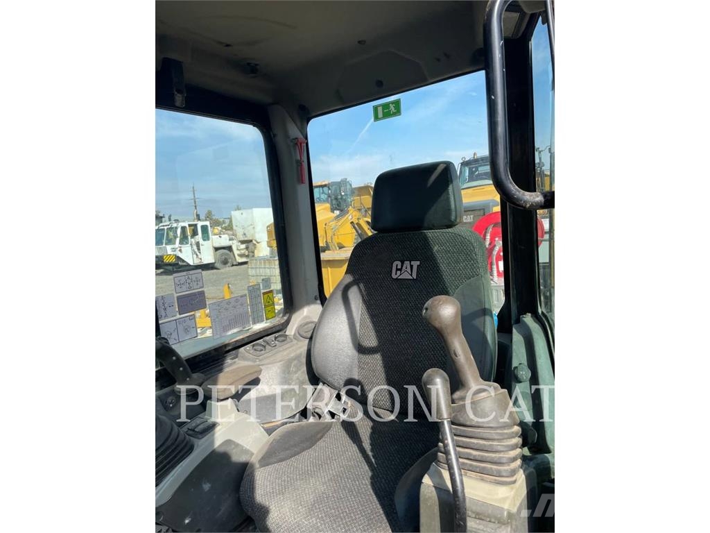 CAT 305E2 Bagri goseničarji