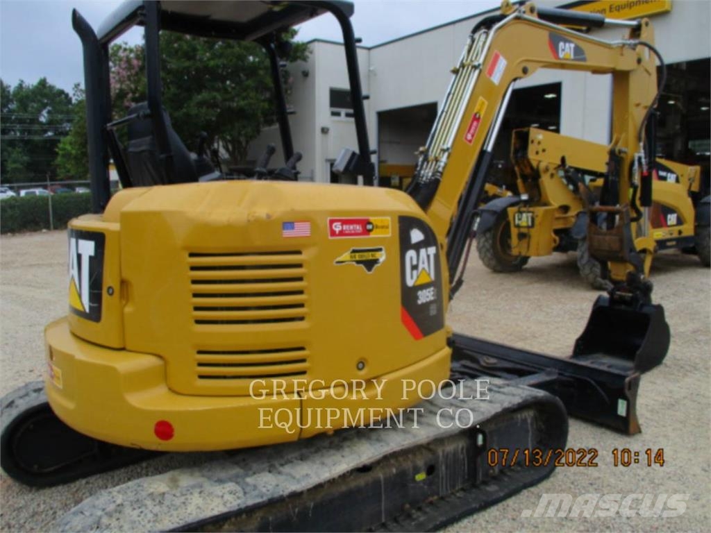 CAT 305E2 Kāpurķēžu ekskavatori
