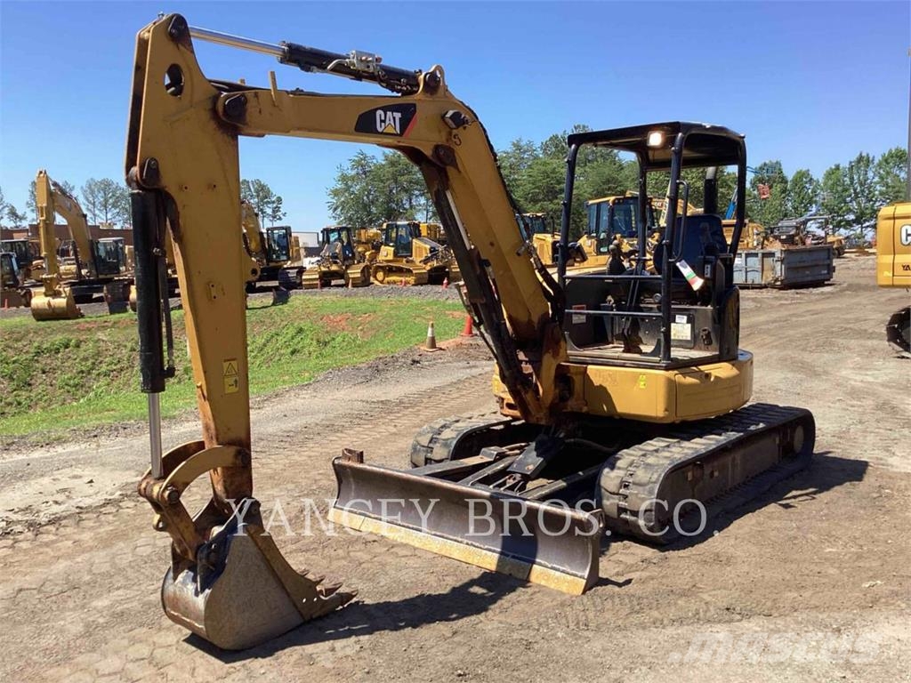 CAT 305E2CR Vikšriniai ekskavatoriai