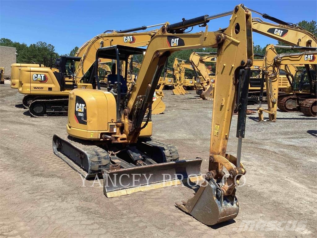 CAT 305E2CR Vikšriniai ekskavatoriai