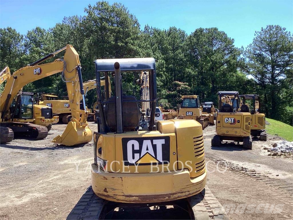 CAT 305E2CR Vikšriniai ekskavatoriai
