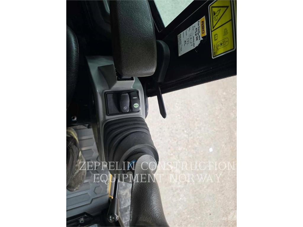 CAT 305E2CR Εκσκαφείς με ερπύστριες