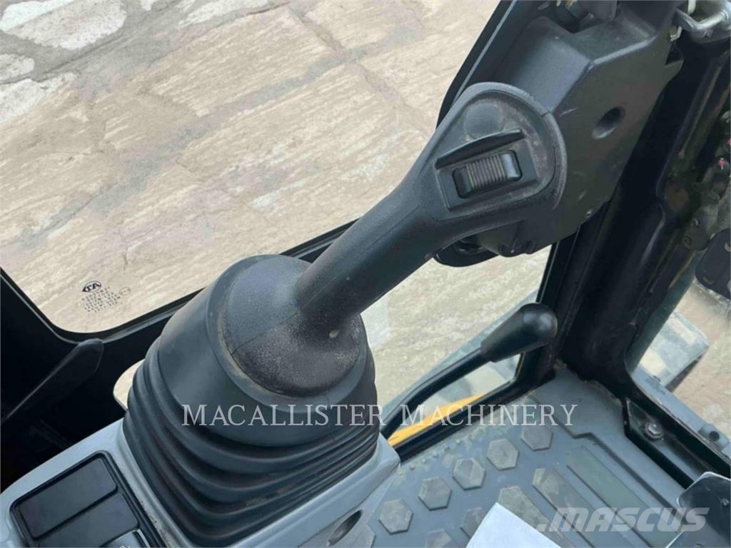 CAT 305E2CR Gravemaskiner på larvebånd