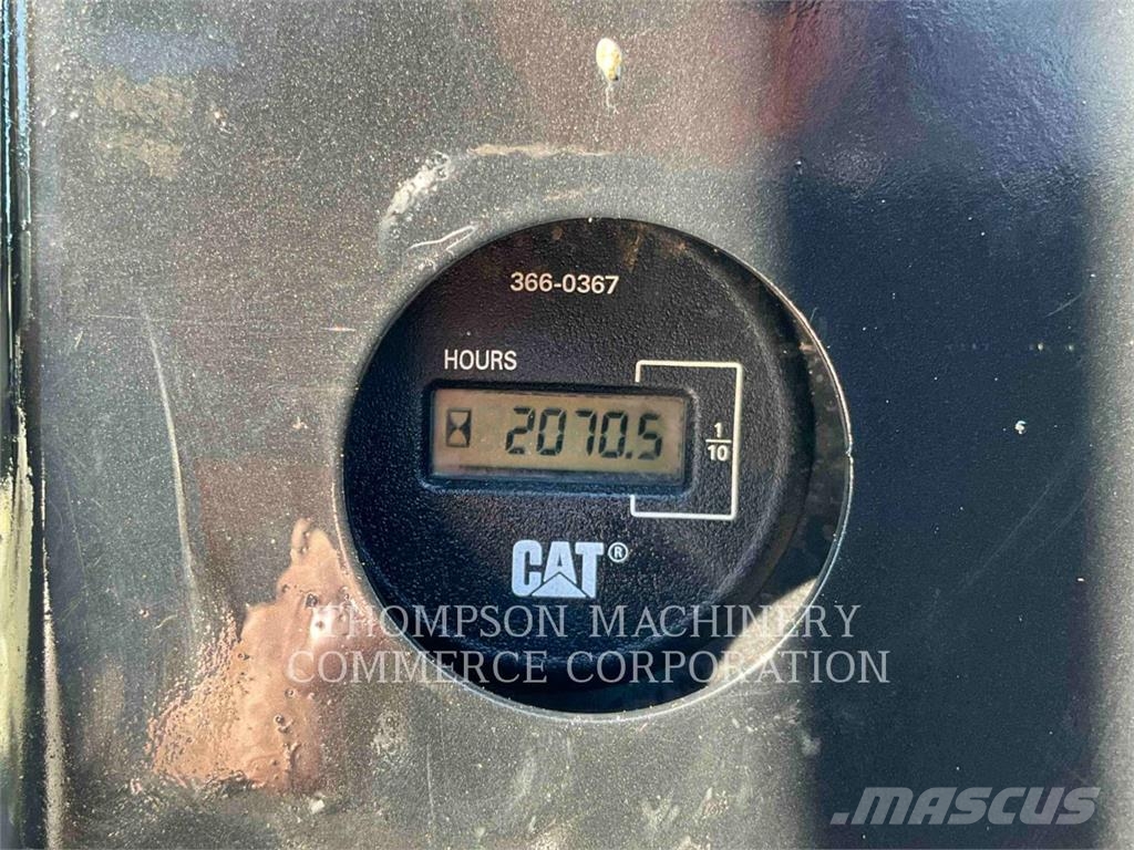 CAT 305E2CR Pelle sur chenilles