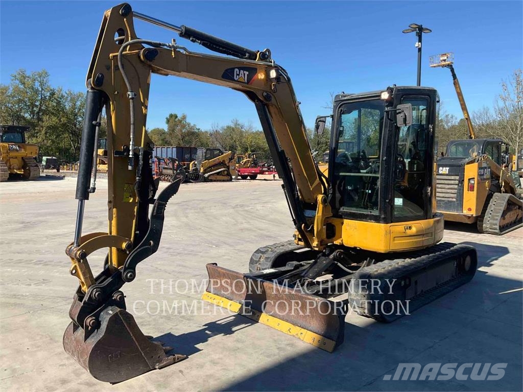 CAT 305E2CR Pelle sur chenilles
