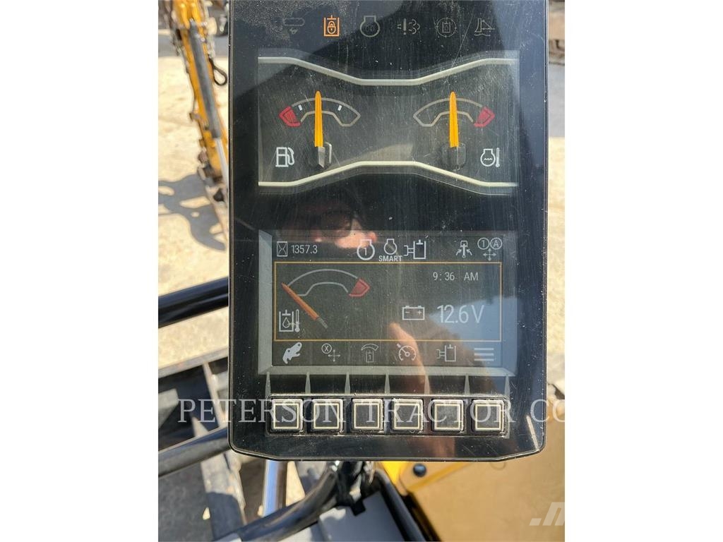CAT 306 Pelle sur chenilles