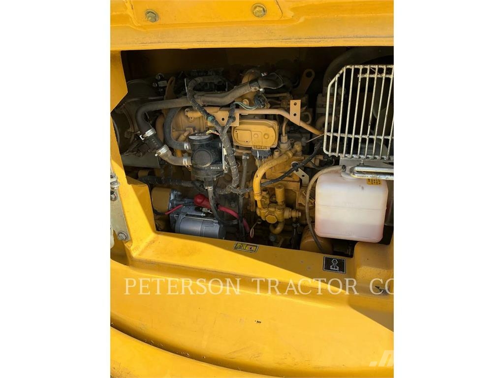 CAT 306 Pelle sur chenilles