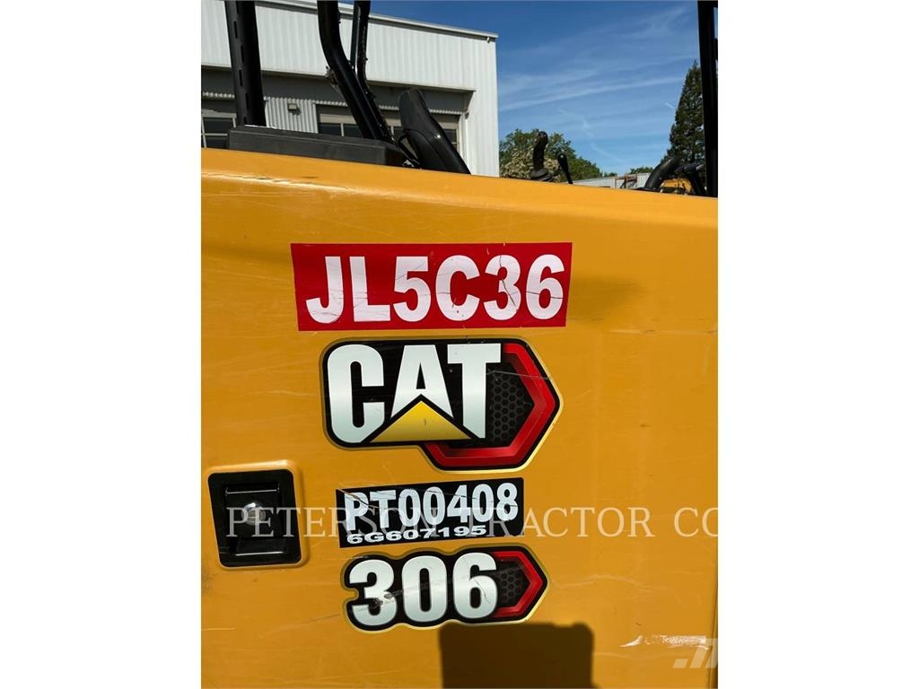 CAT 306 Pelle sur chenilles