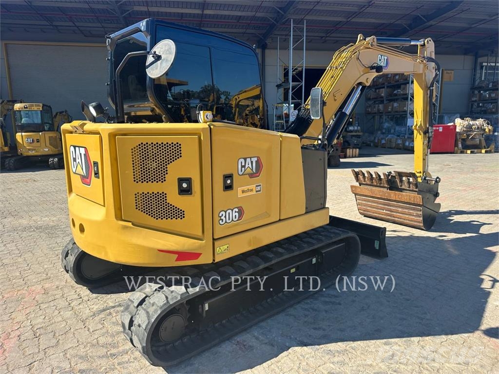 CAT 306 Paletli ekskavatörler
