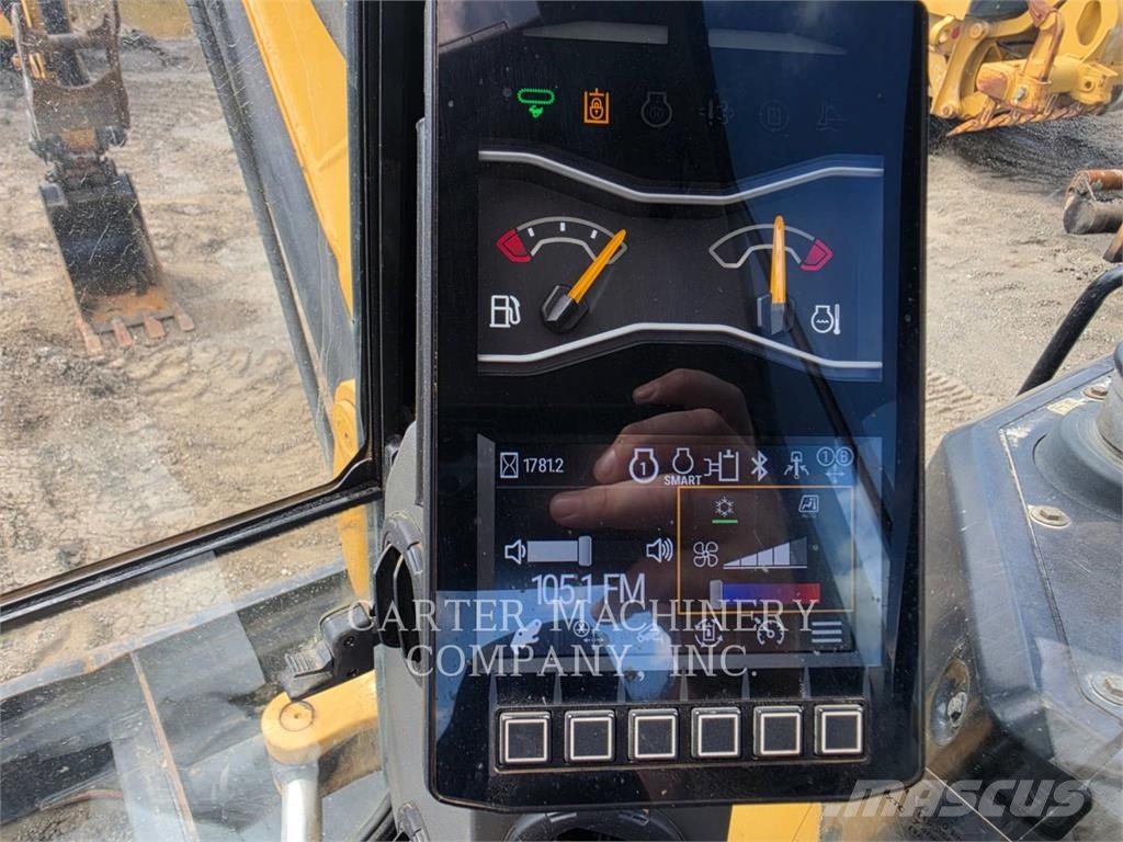 CAT 306 حفارات زحافة