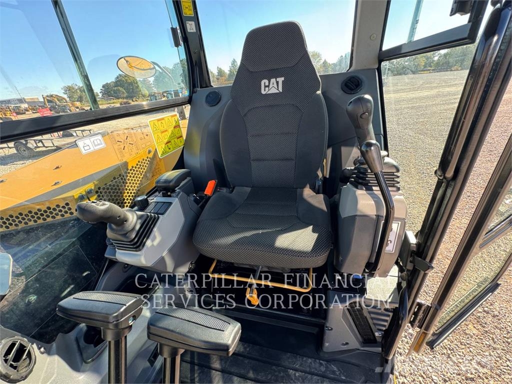 CAT 306-07CR Roomikekskavaatorid