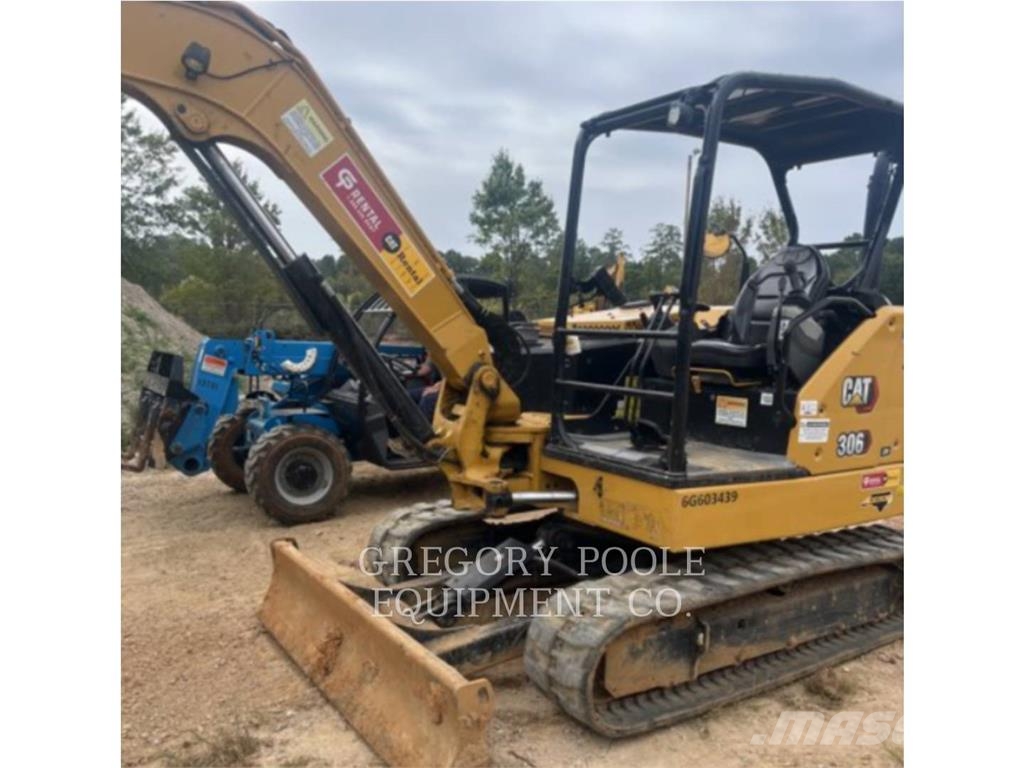 CAT 306-07CR حفارات زحافة