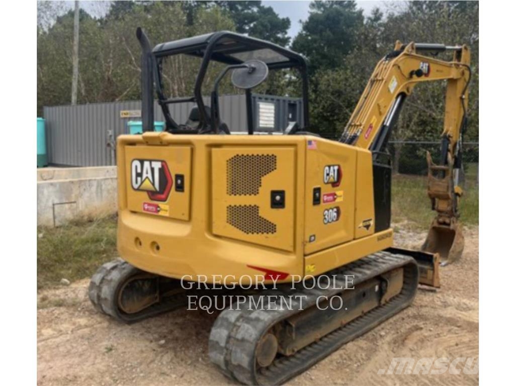 CAT 306-07CR حفارات زحافة