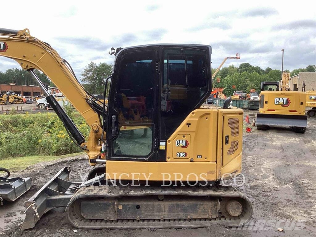 CAT 306 HTH Pelle sur chenilles
