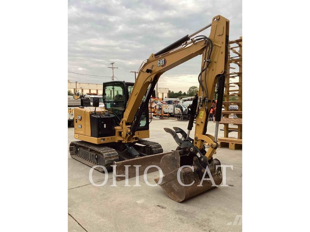 CAT 30607CR Kāpurķēžu ekskavatori