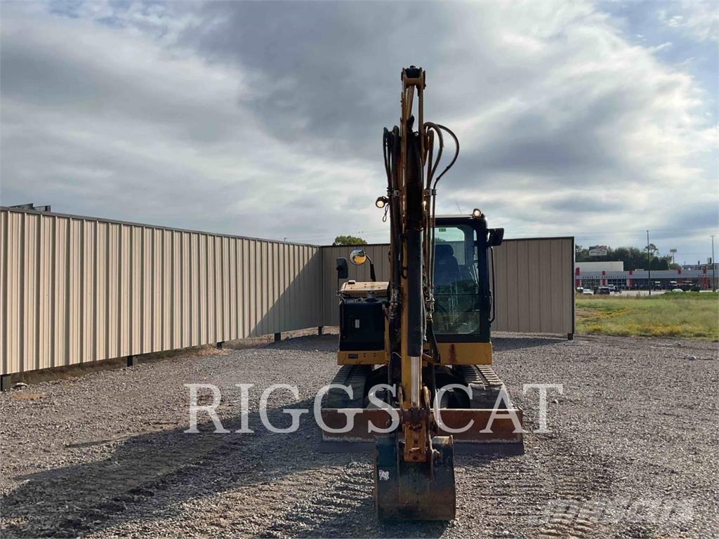 CAT 30607CR Pelle sur chenilles