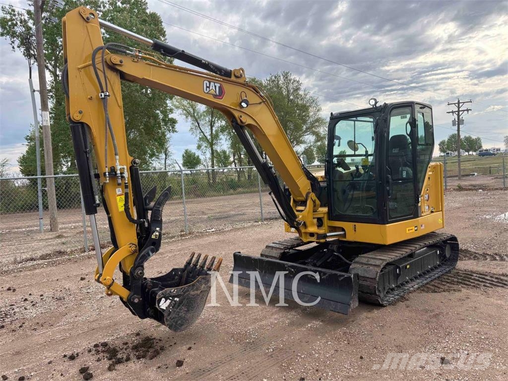 CAT 306CR Paletli ekskavatörler