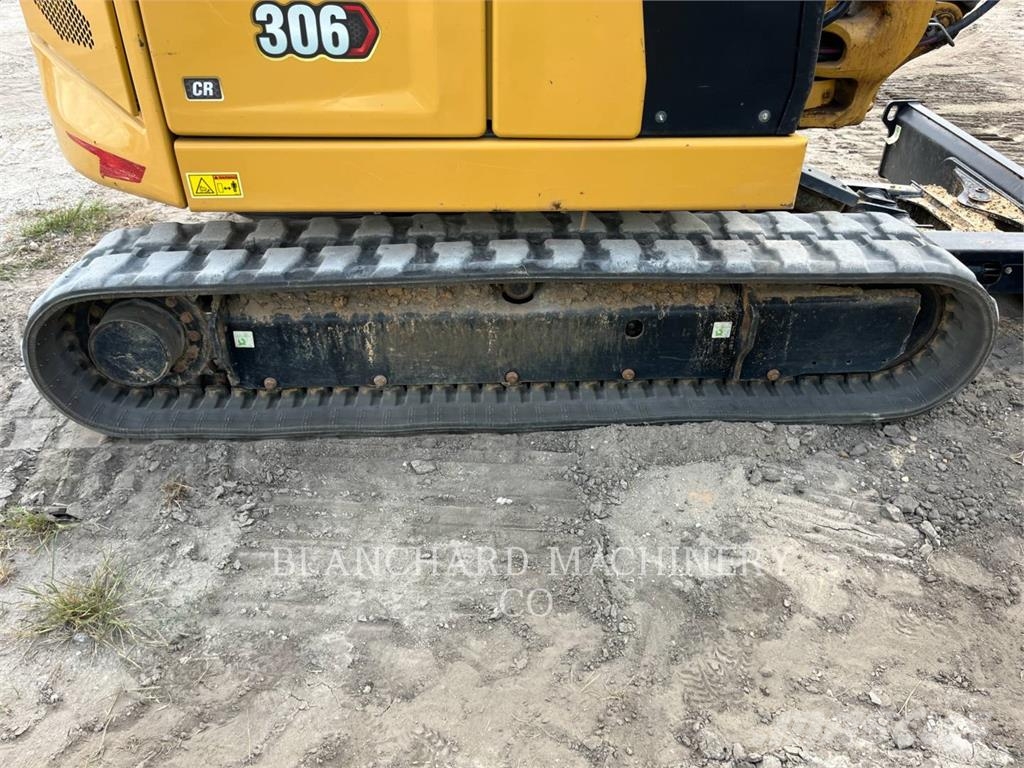 CAT 306CR حفارات زحافة