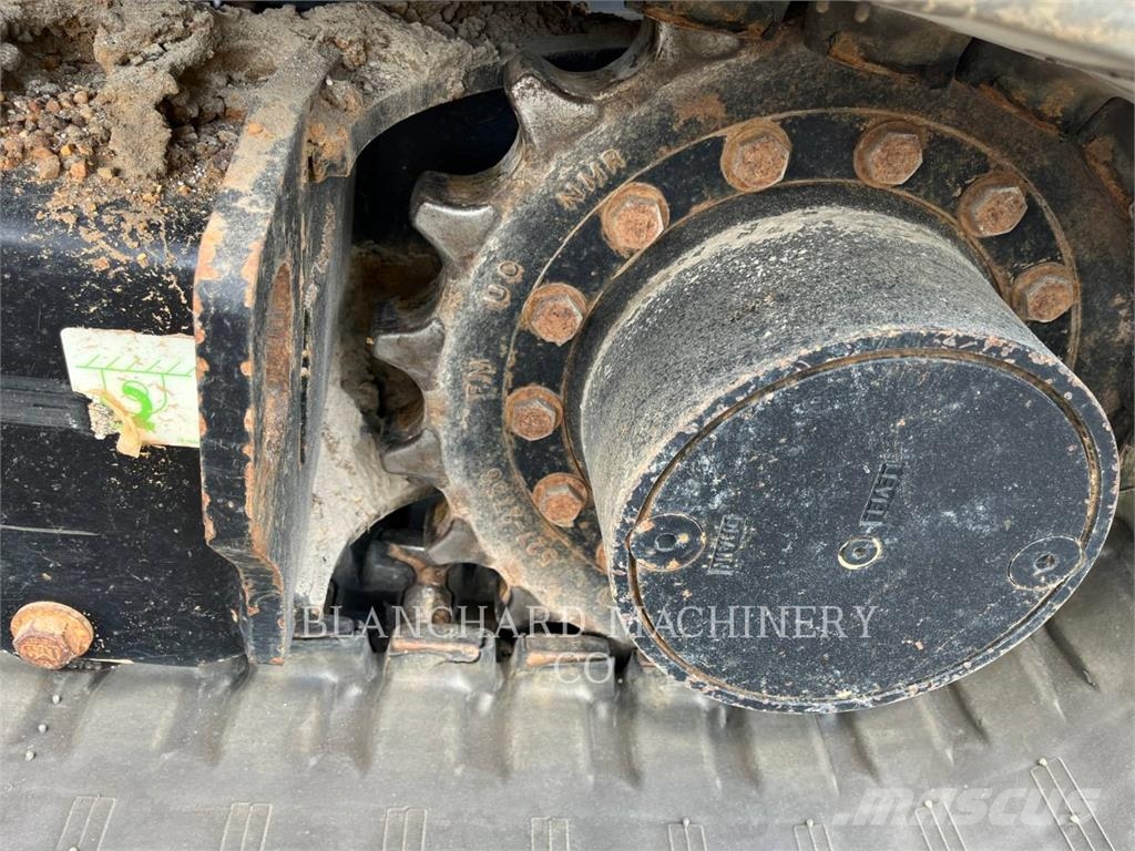 CAT 306CR حفارات زحافة
