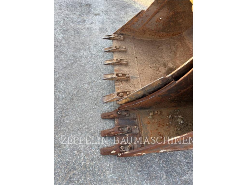 CAT 306CR-07A Pelle sur chenilles