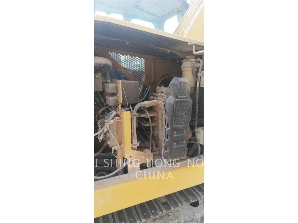 CAT 307.5 대형 굴삭기 29톤 이상