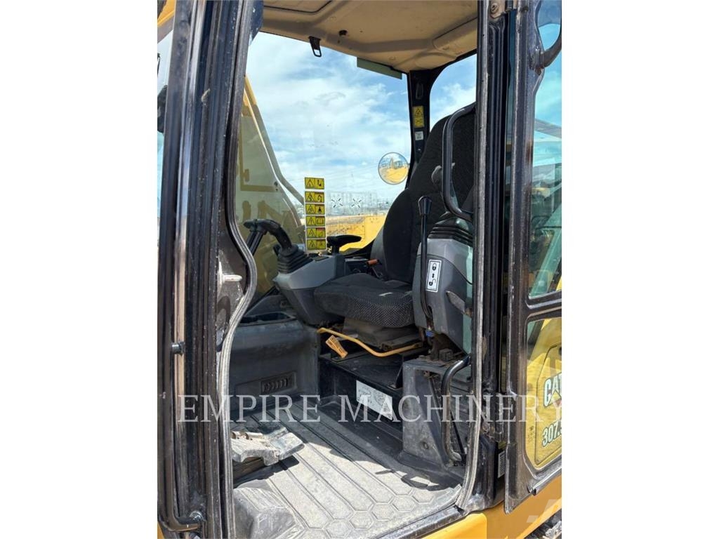 CAT 307.5-07 G Paletli ekskavatörler