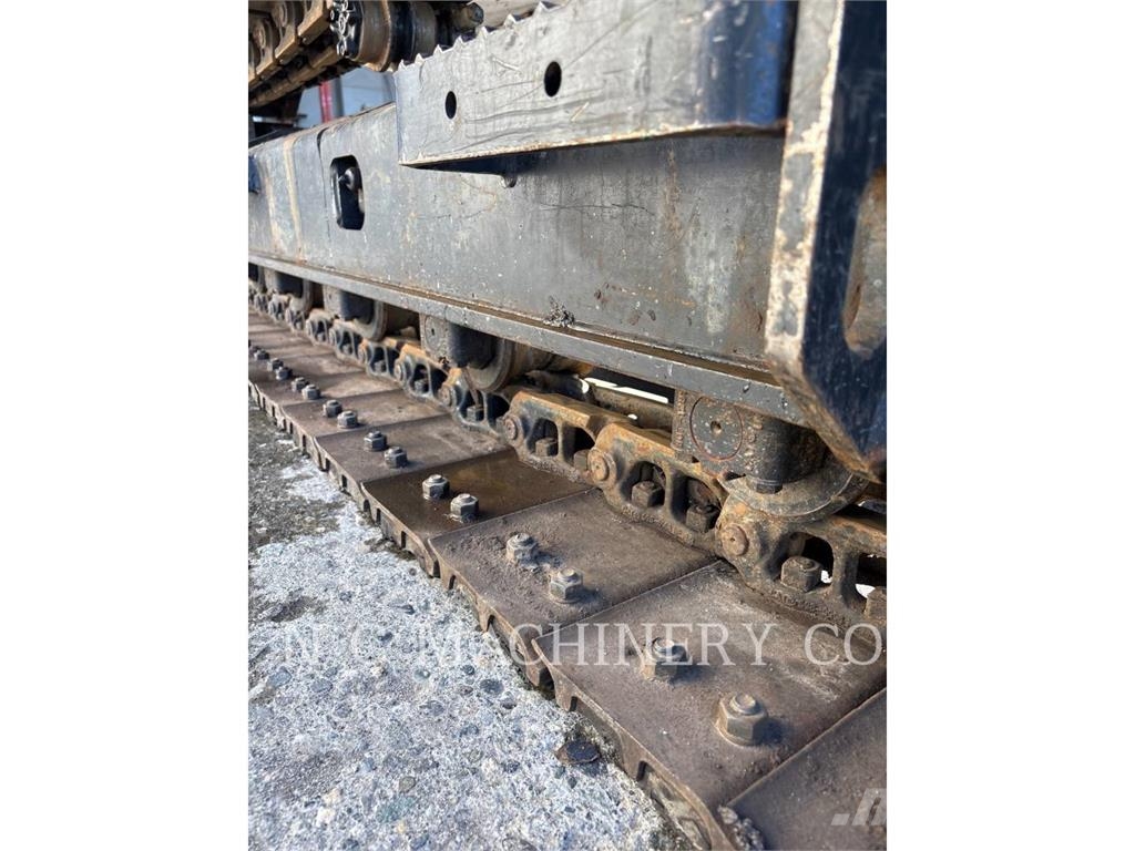 CAT 308 Pelle sur chenilles
