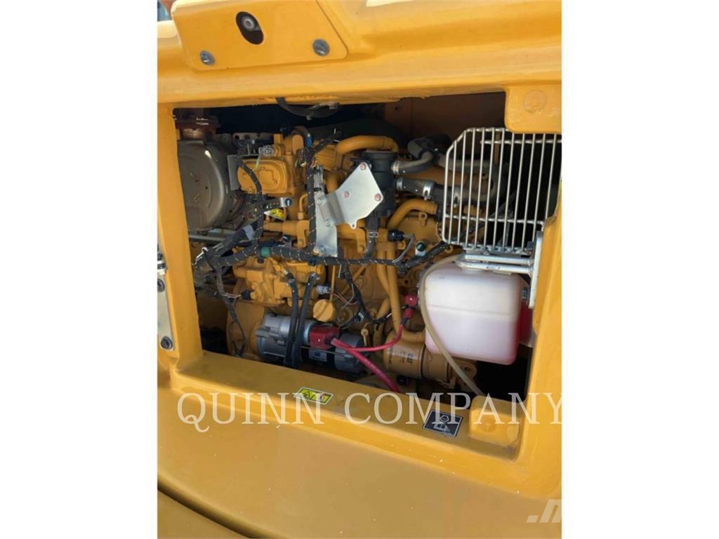 CAT 308 Pelle sur chenilles