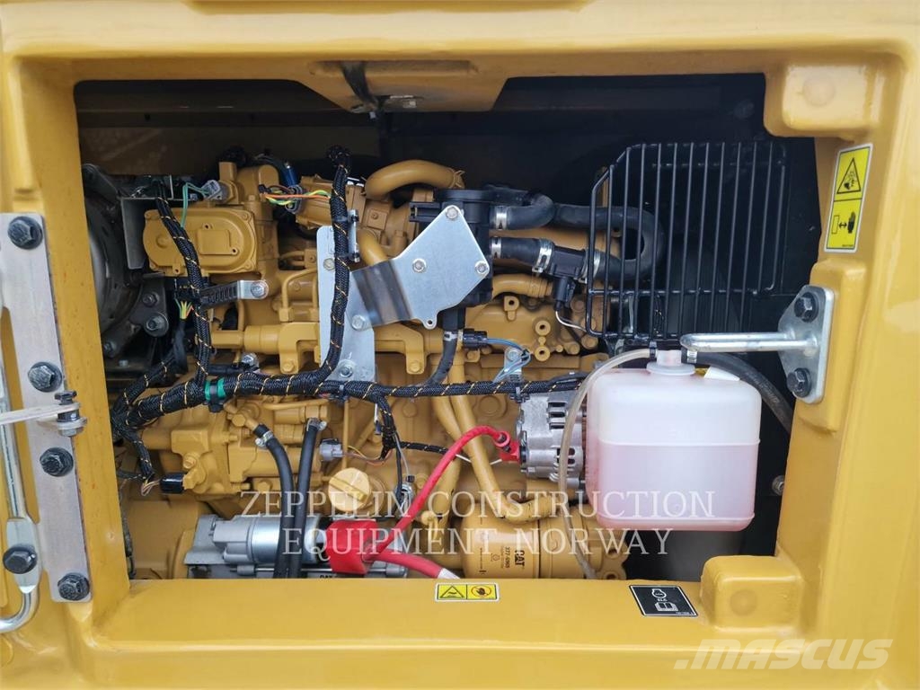CAT 308-07 حفارات زحافة