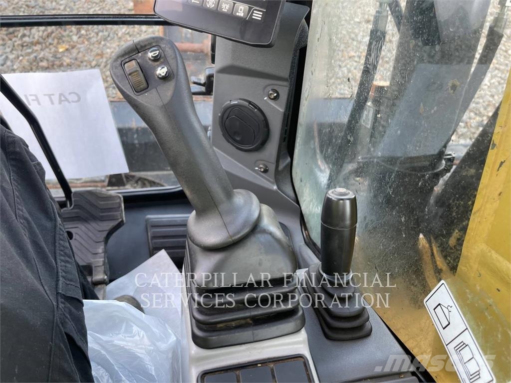 CAT 308-07 حفارات زحافة