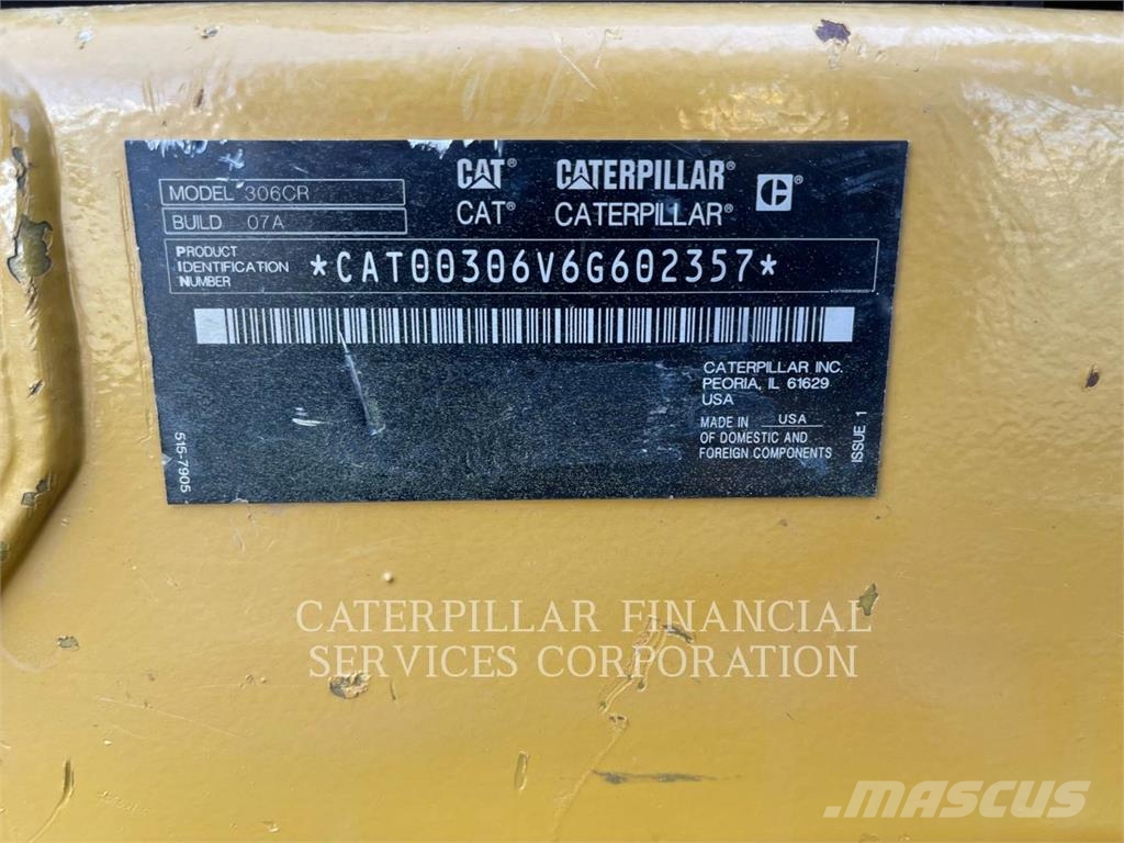 CAT 308-07 حفارات زحافة