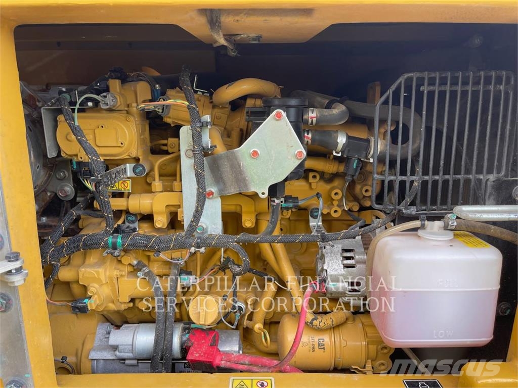 CAT 308-07 حفارات زحافة