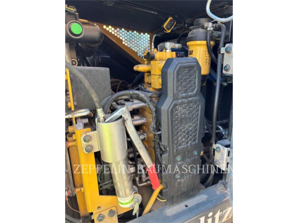 CAT 308-07A حفارات زحافة