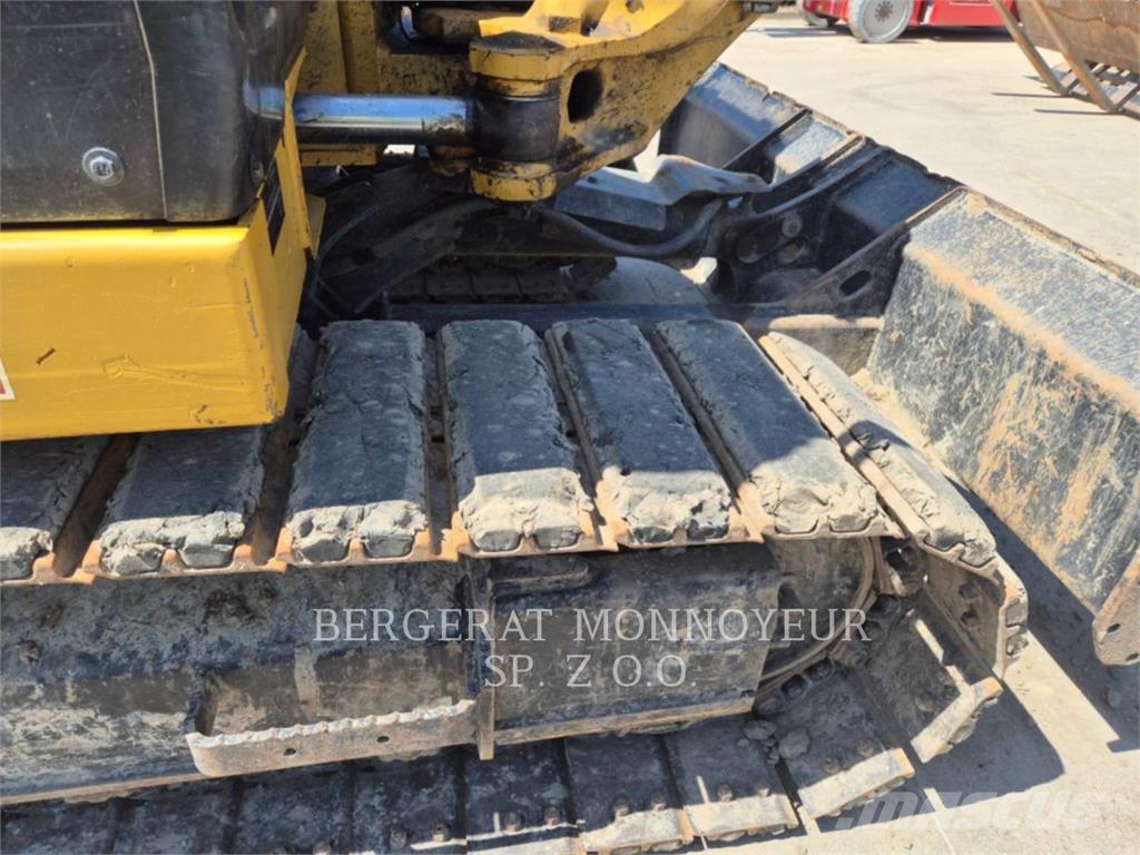 CAT 308-07CR حفارات زحافة