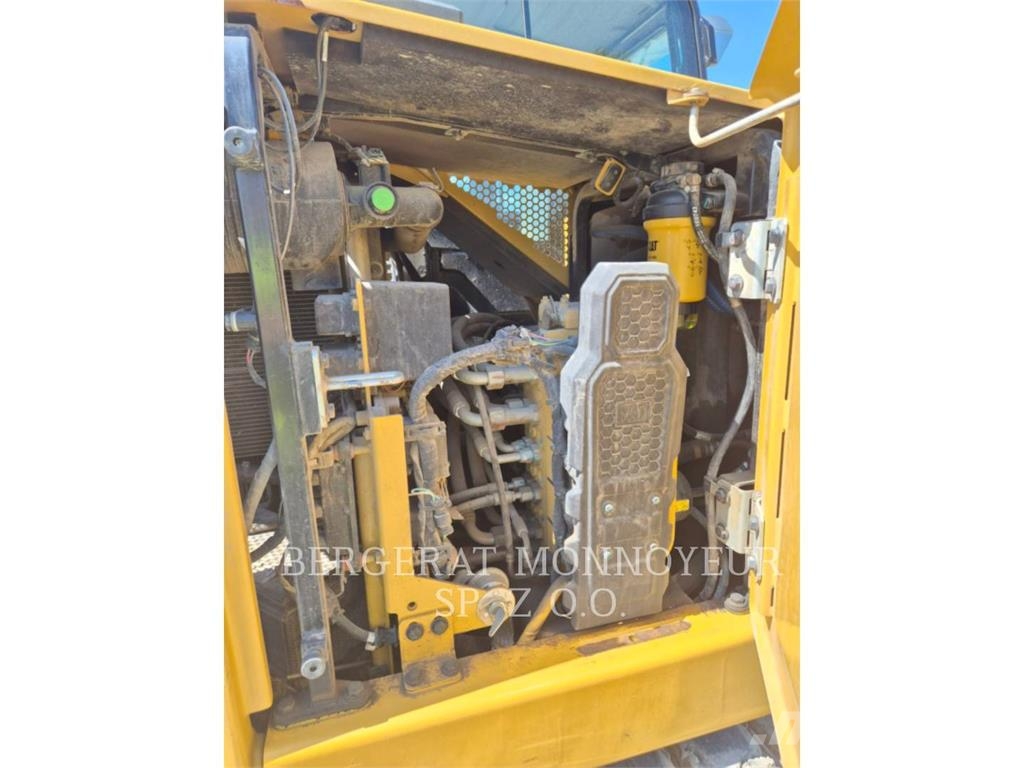 CAT 308-07CR حفارات زحافة