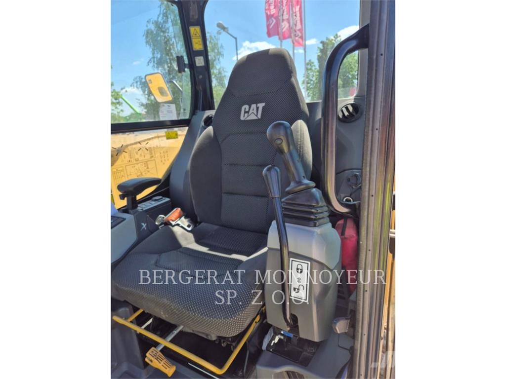 CAT 308-07CR حفارات زحافة