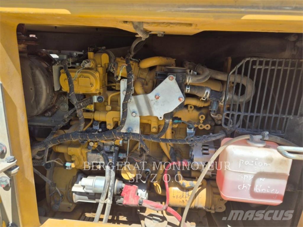 CAT 308-07CR حفارات زحافة
