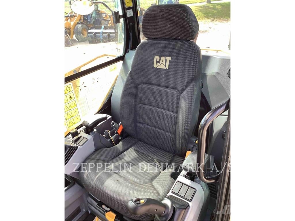 CAT 30807CR Telakaivukoneet